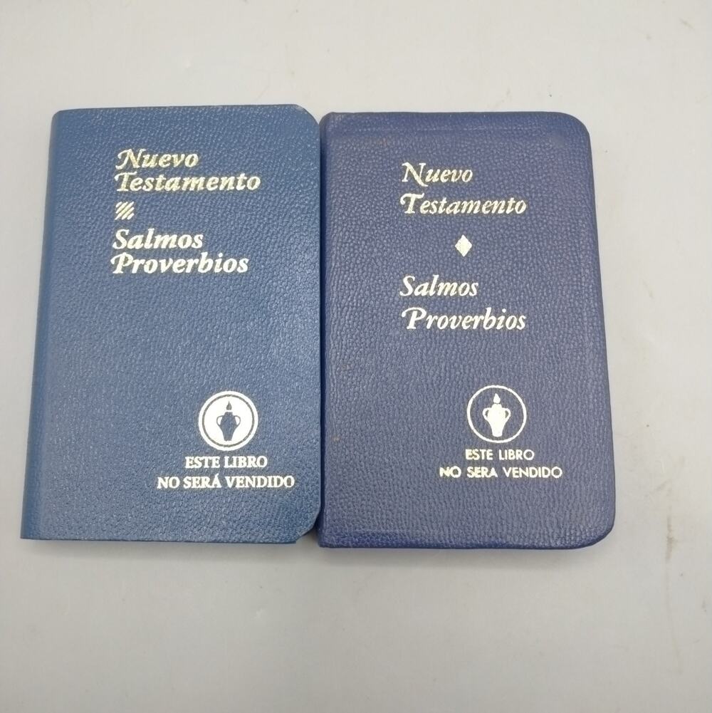 2 Los Gedeones - Nuevo Testamento Salmos Proverbios Pocket Bible Spanish